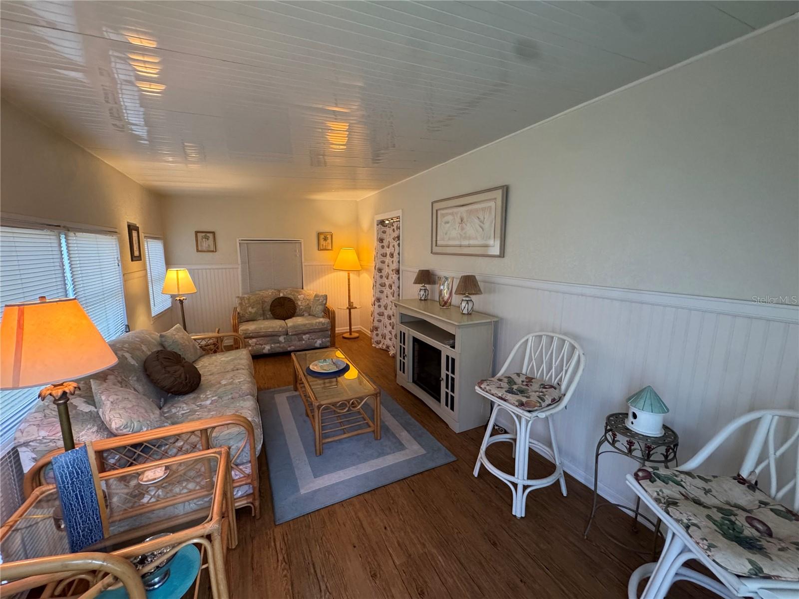 6615 VISTA LN — photo 29