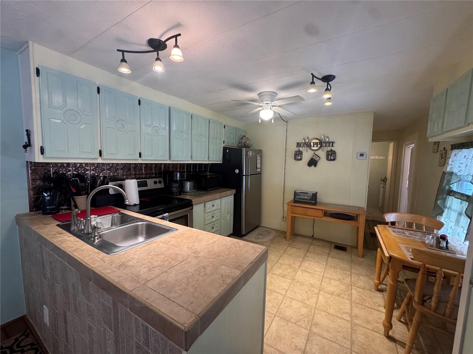 6615 VISTA LN — photo 21