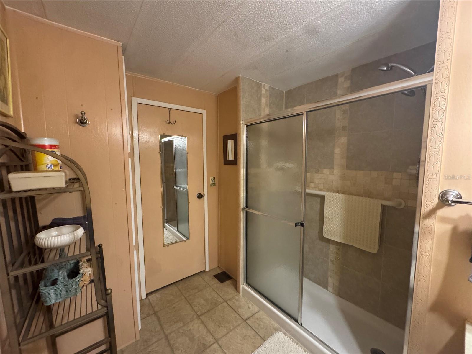 6615 VISTA LN — photo 36