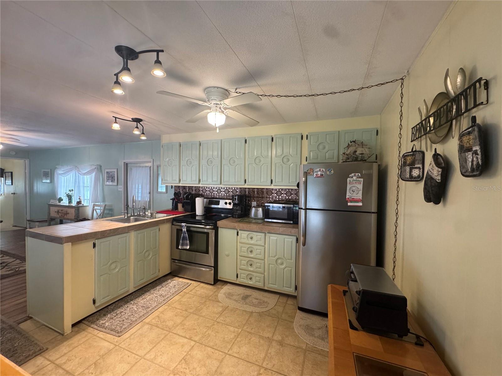 6615 VISTA LN — photo 22