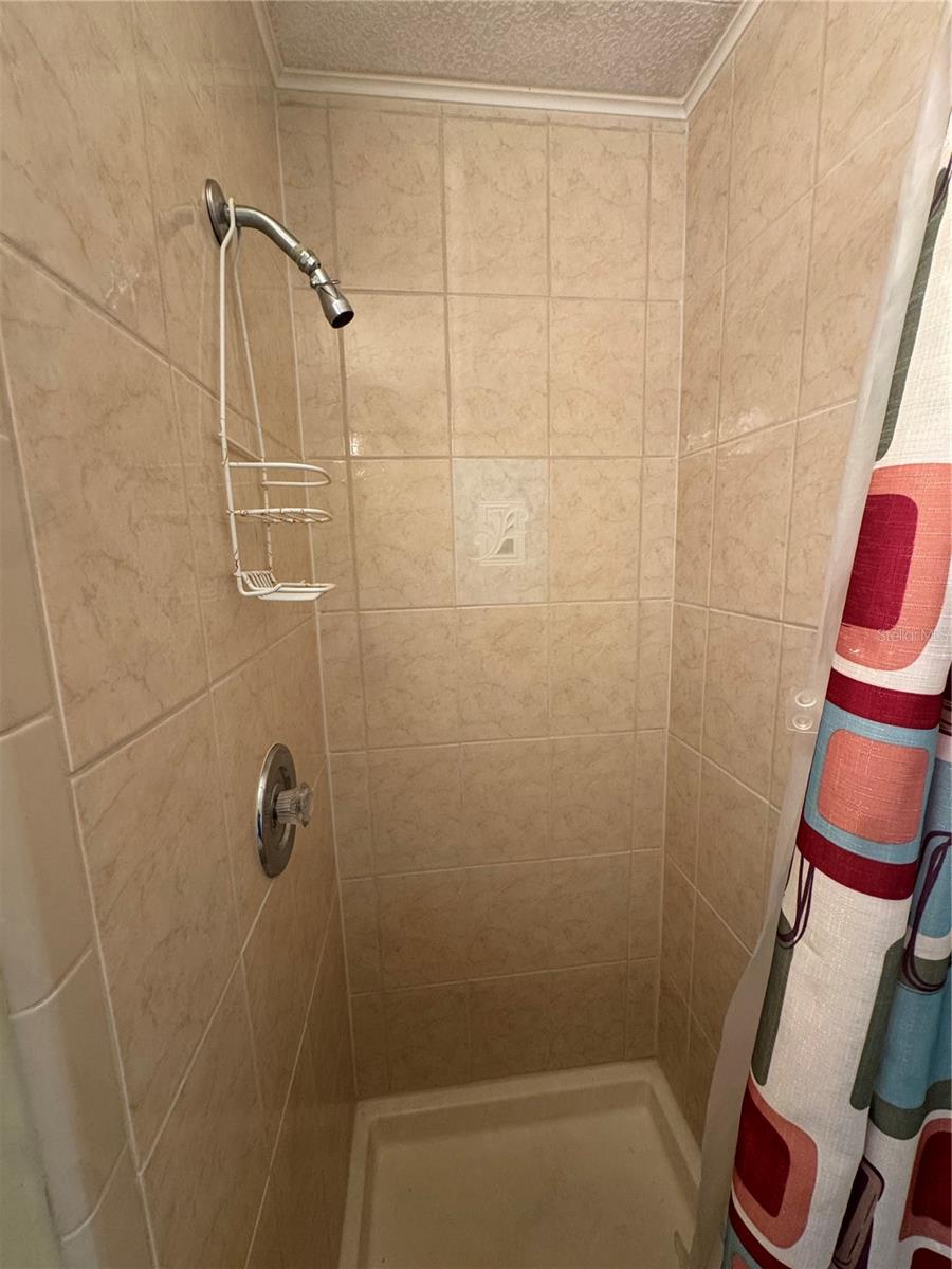 6615 VISTA LN — photo 20