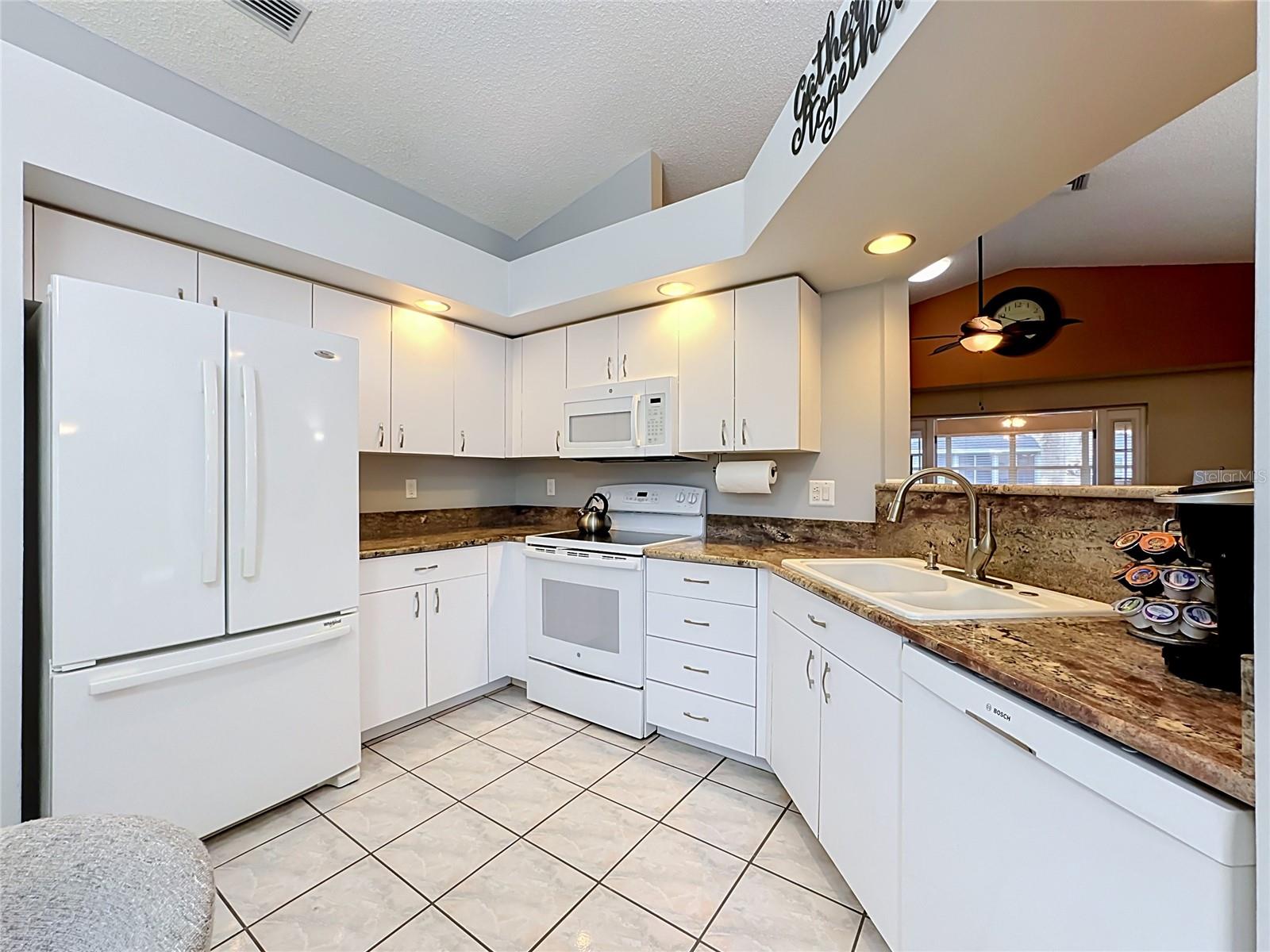 4547 FERN DR — photo 12