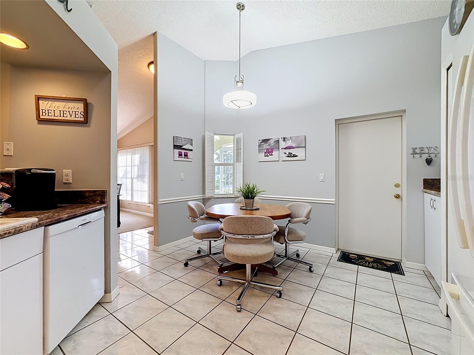 4547 FERN DR — photo 11