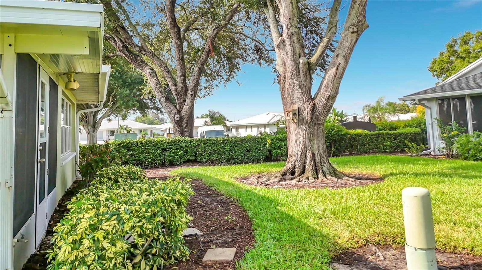 4547 FERN DR — photo 47