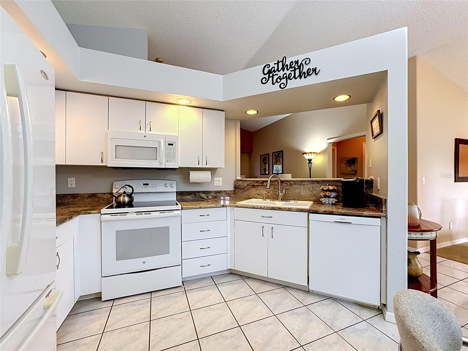 4547 FERN DR — photo 13