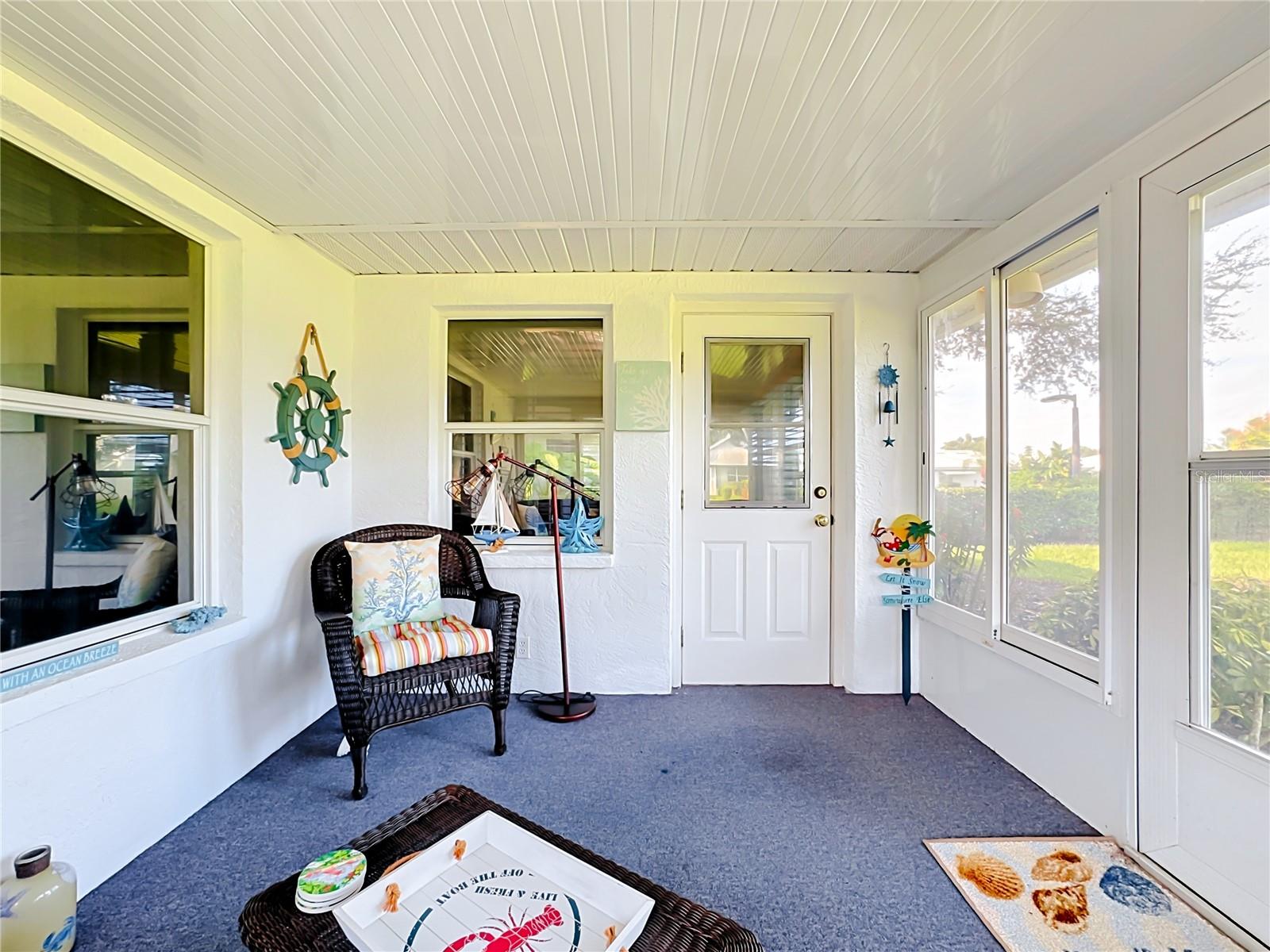 4547 FERN DR — photo 37