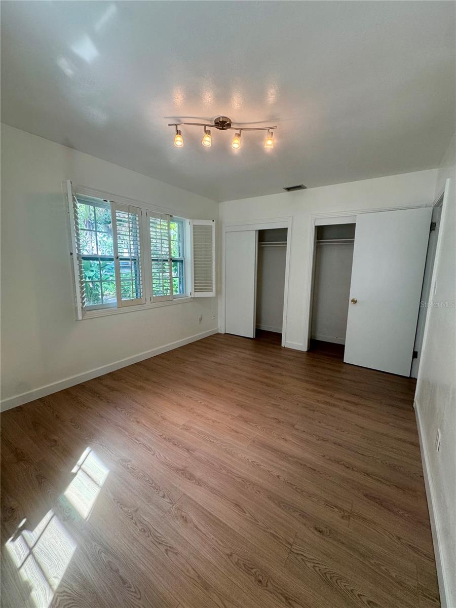 207 W DAVIS BLVD — photo 9