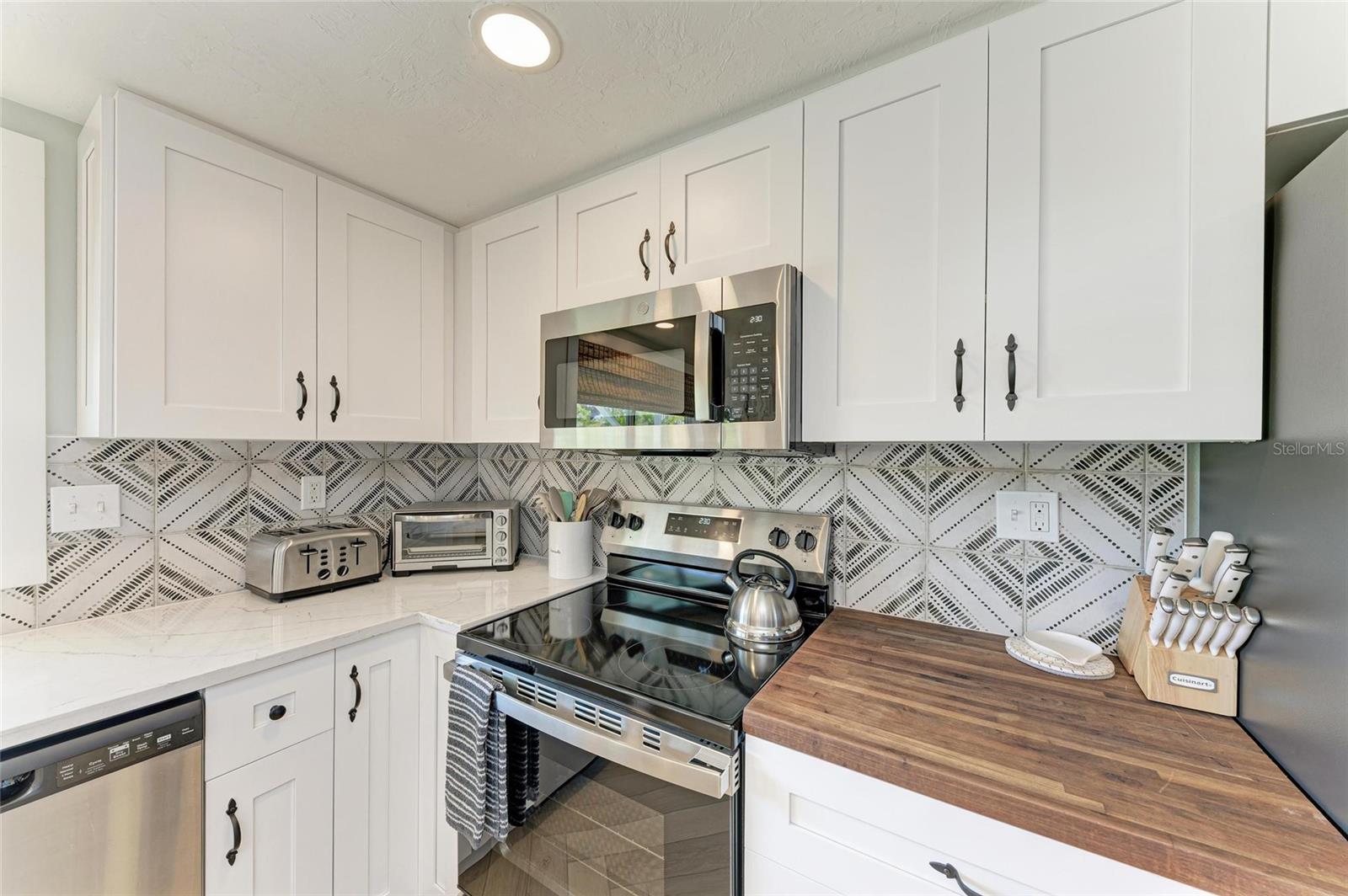 12204 45TH AVENUE DR W — photo 17