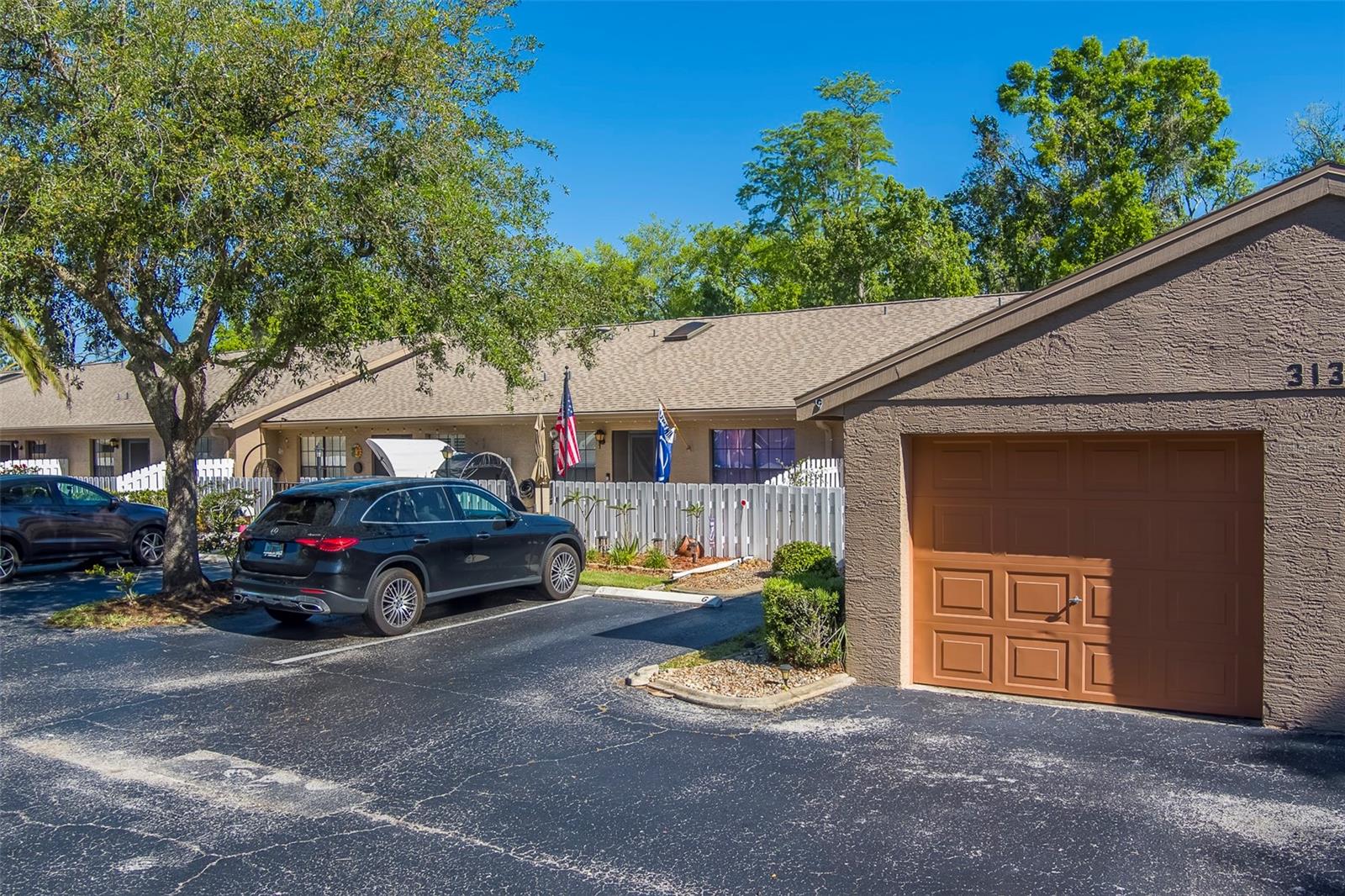 3135 CHARTER CLUB DR #G — photo 46
