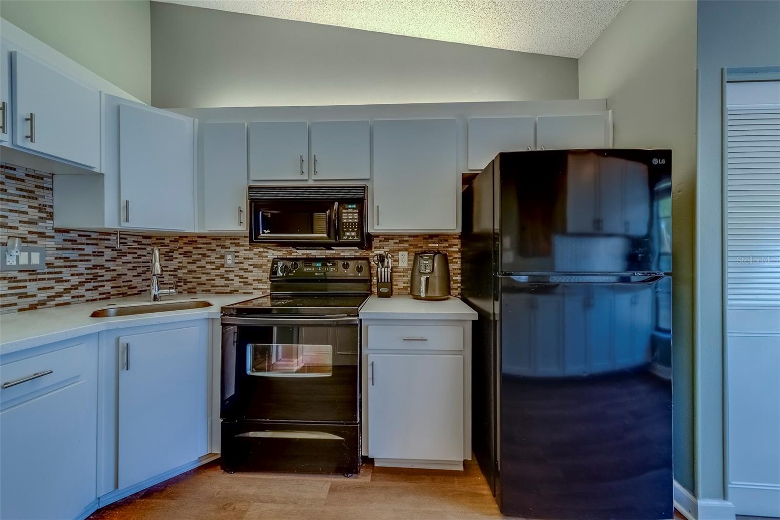 3135 CHARTER CLUB DR #G — photo 15