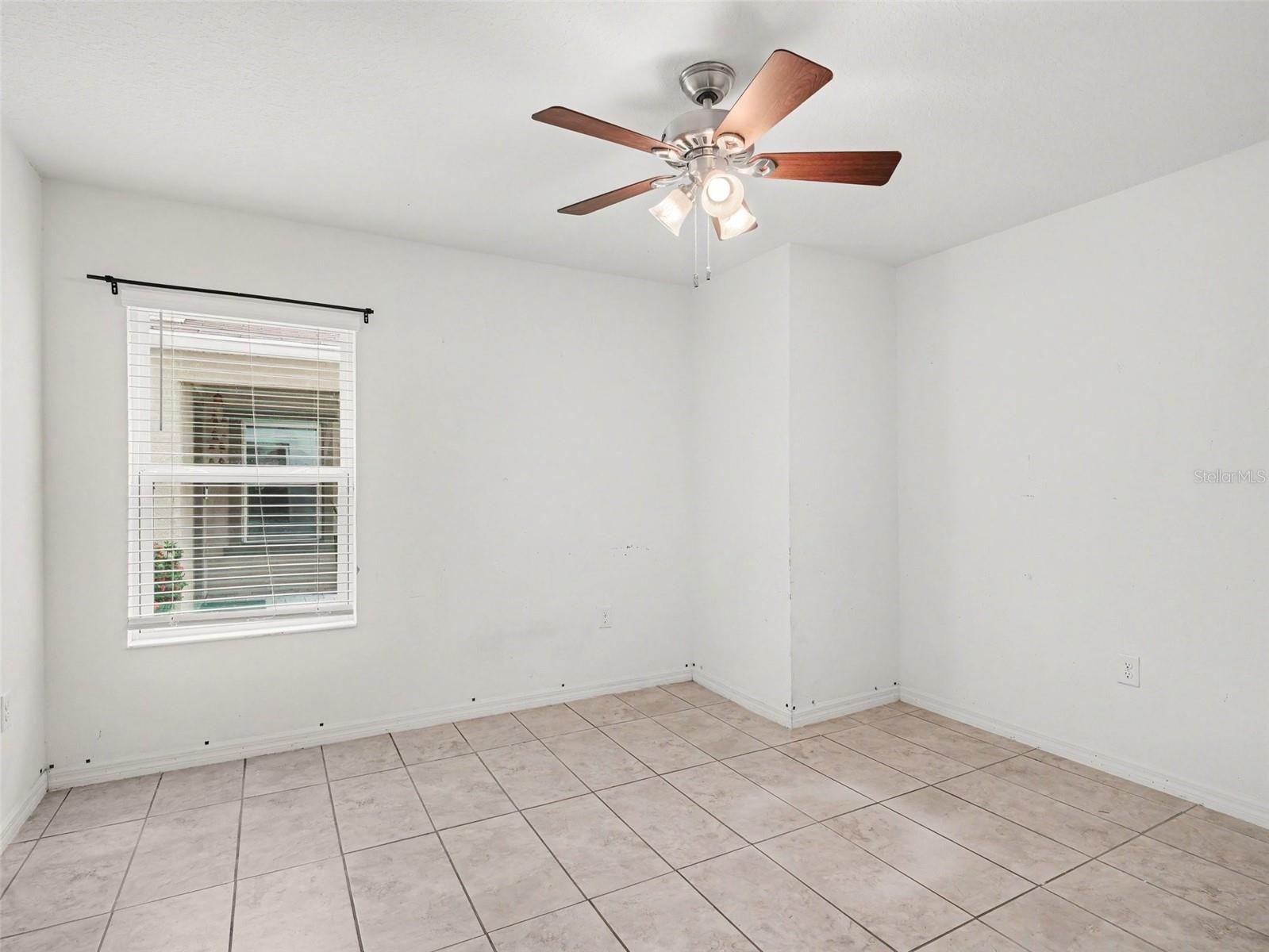 10439 LAGUNA PLAINS DR — photo 28