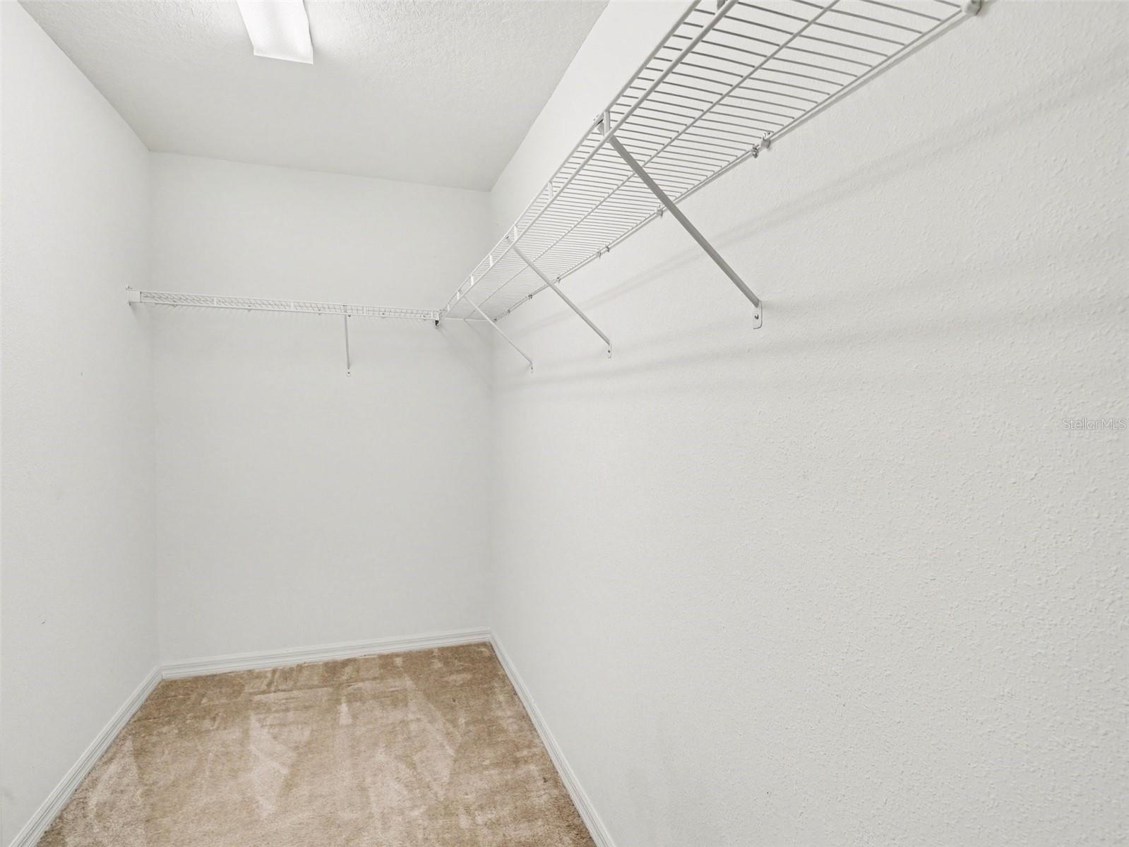 10439 LAGUNA PLAINS DR — photo 25