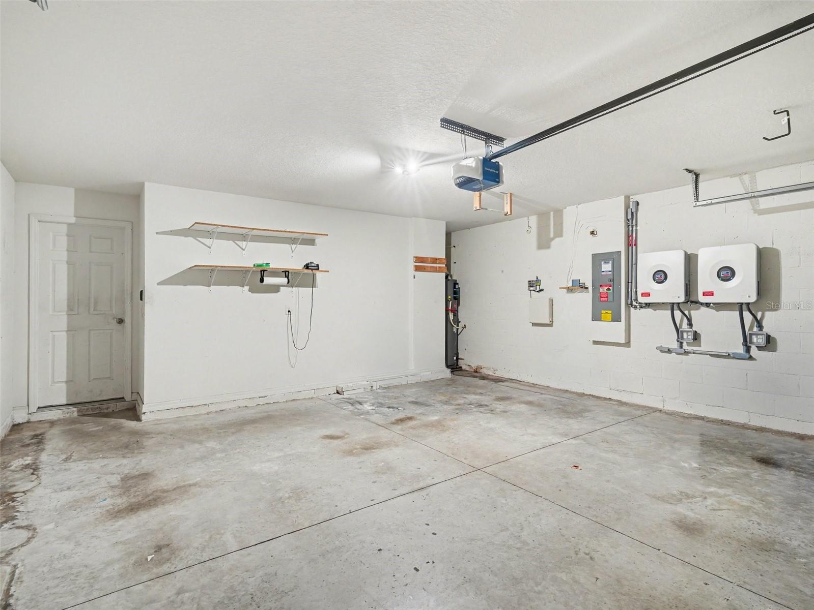 10439 LAGUNA PLAINS DR — photo 38