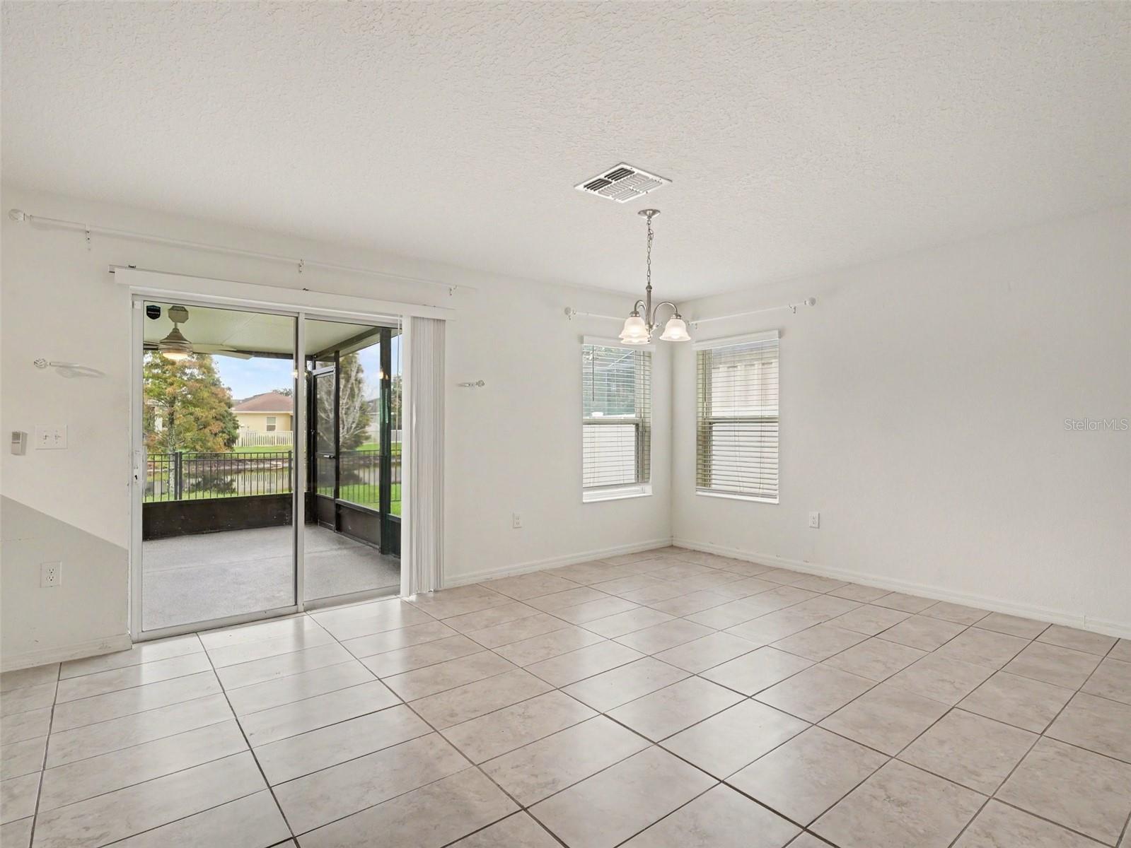 10439 LAGUNA PLAINS DR — photo 35