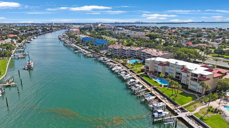 1060 PINELLAS BAYWAY S #103 — photo 5