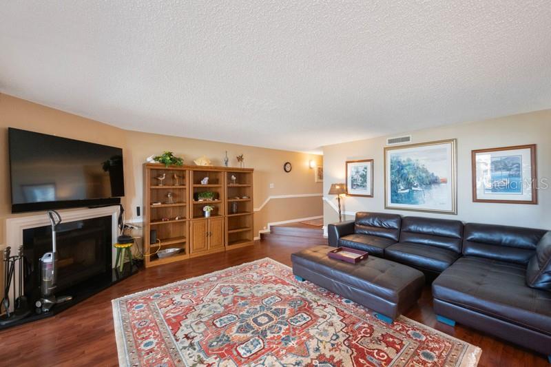 1060 PINELLAS BAYWAY S #103 — photo 16