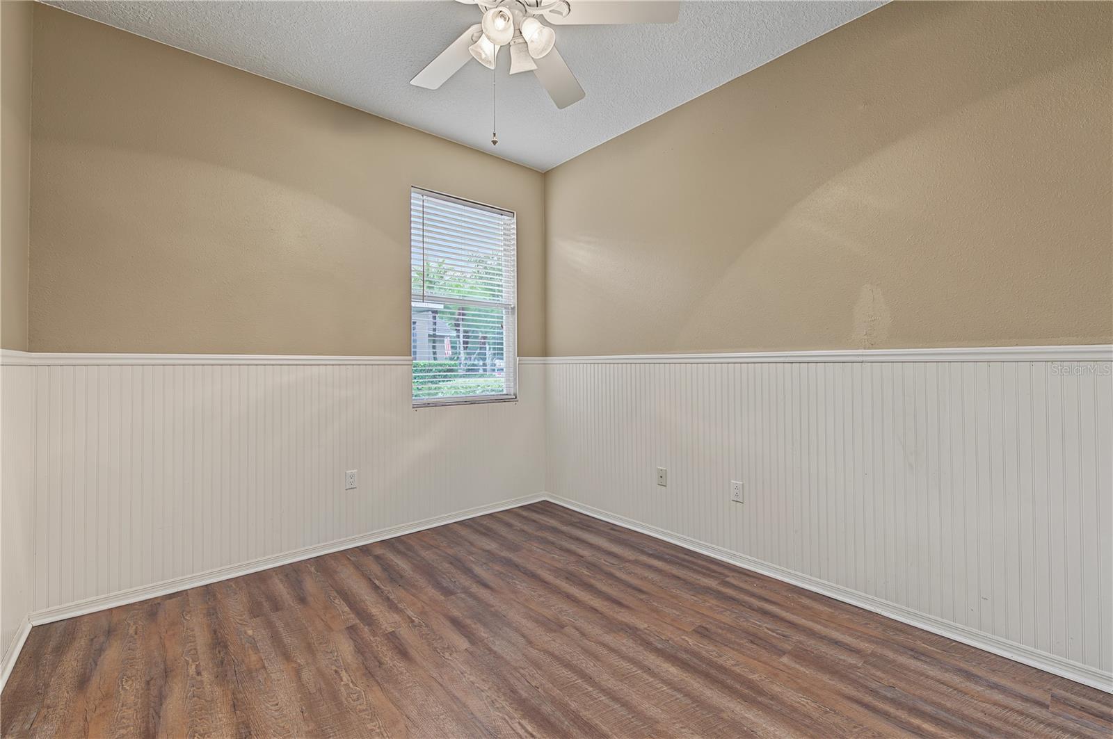 8417 FENWICK AVE — photo 35