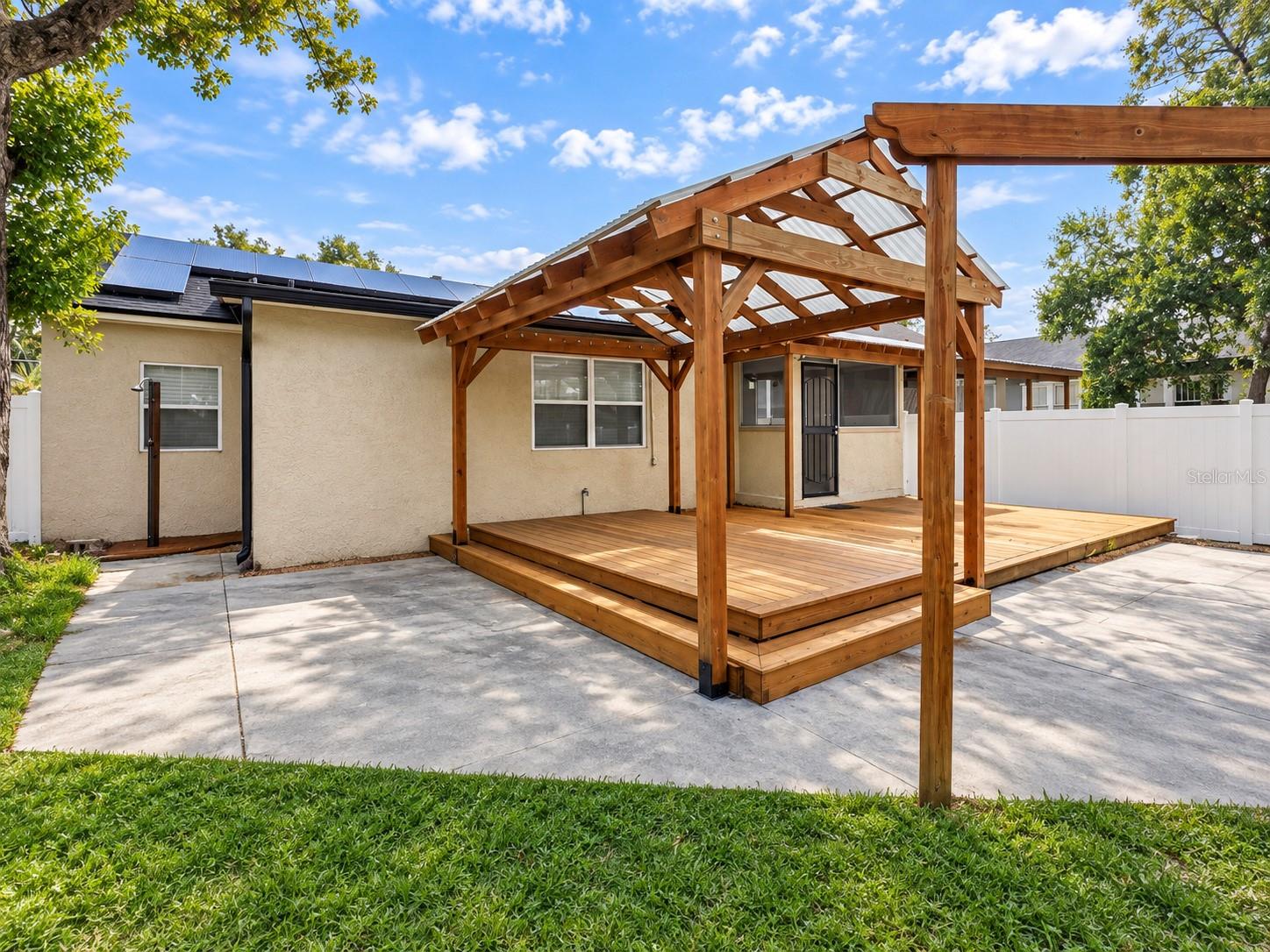 936 E SHADOWLAWN AVE — photo 28