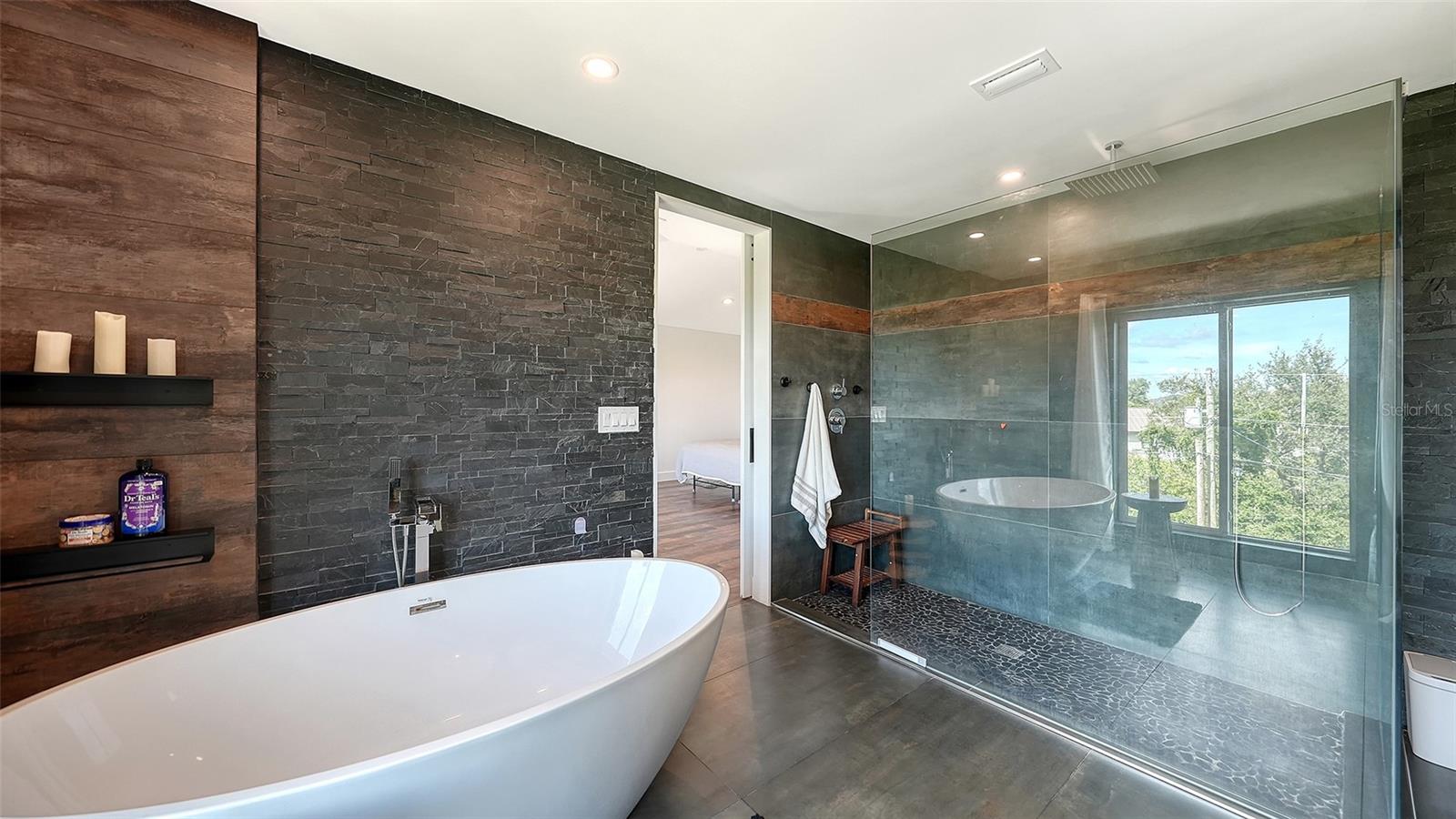 327 ROBERTS RD — photo 26