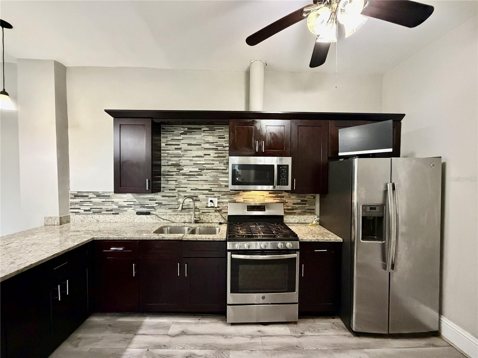 7101 N TALIAFERRO AVE #A — photo 3