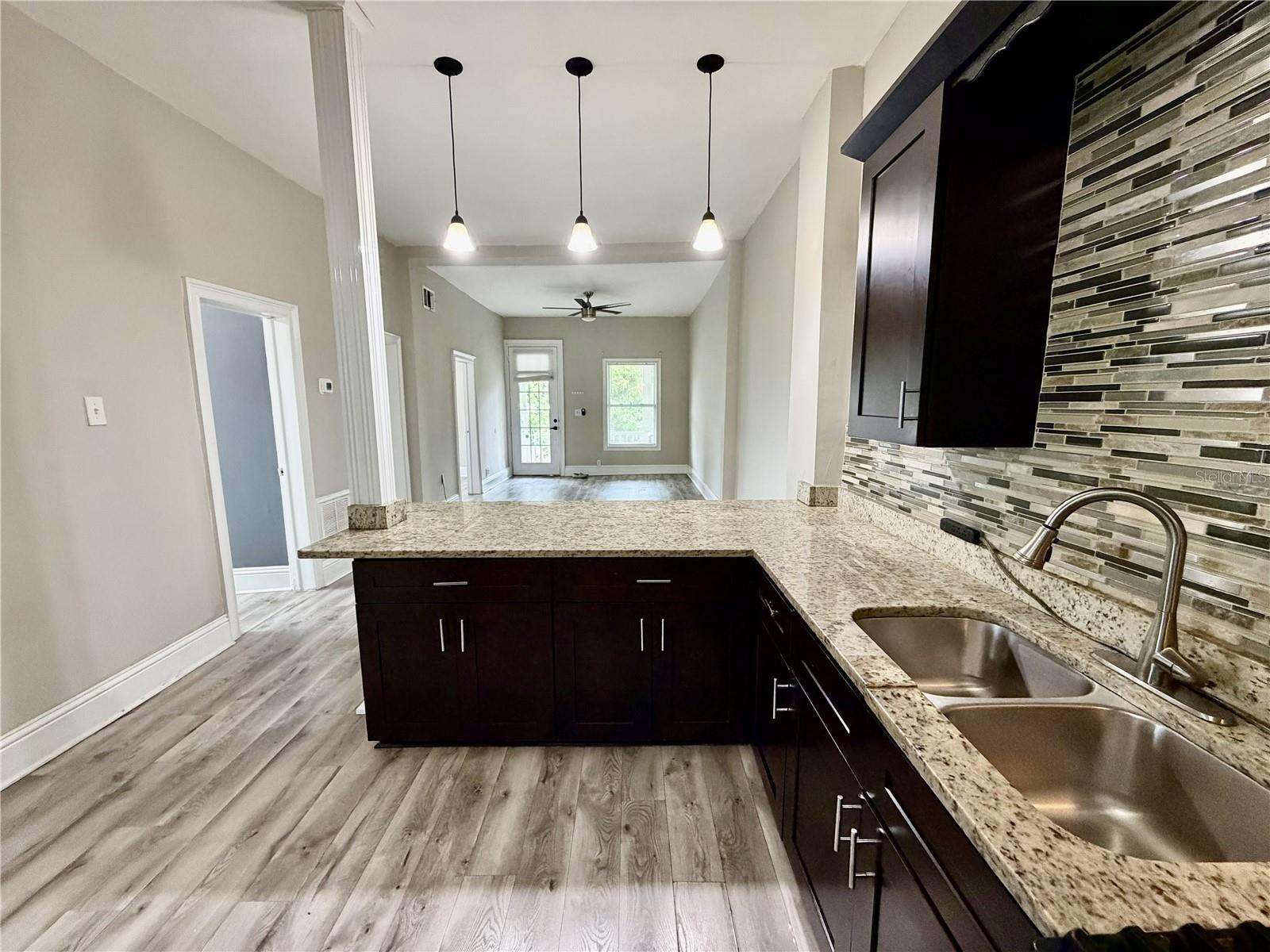 7101 N TALIAFERRO AVE #A — photo 6