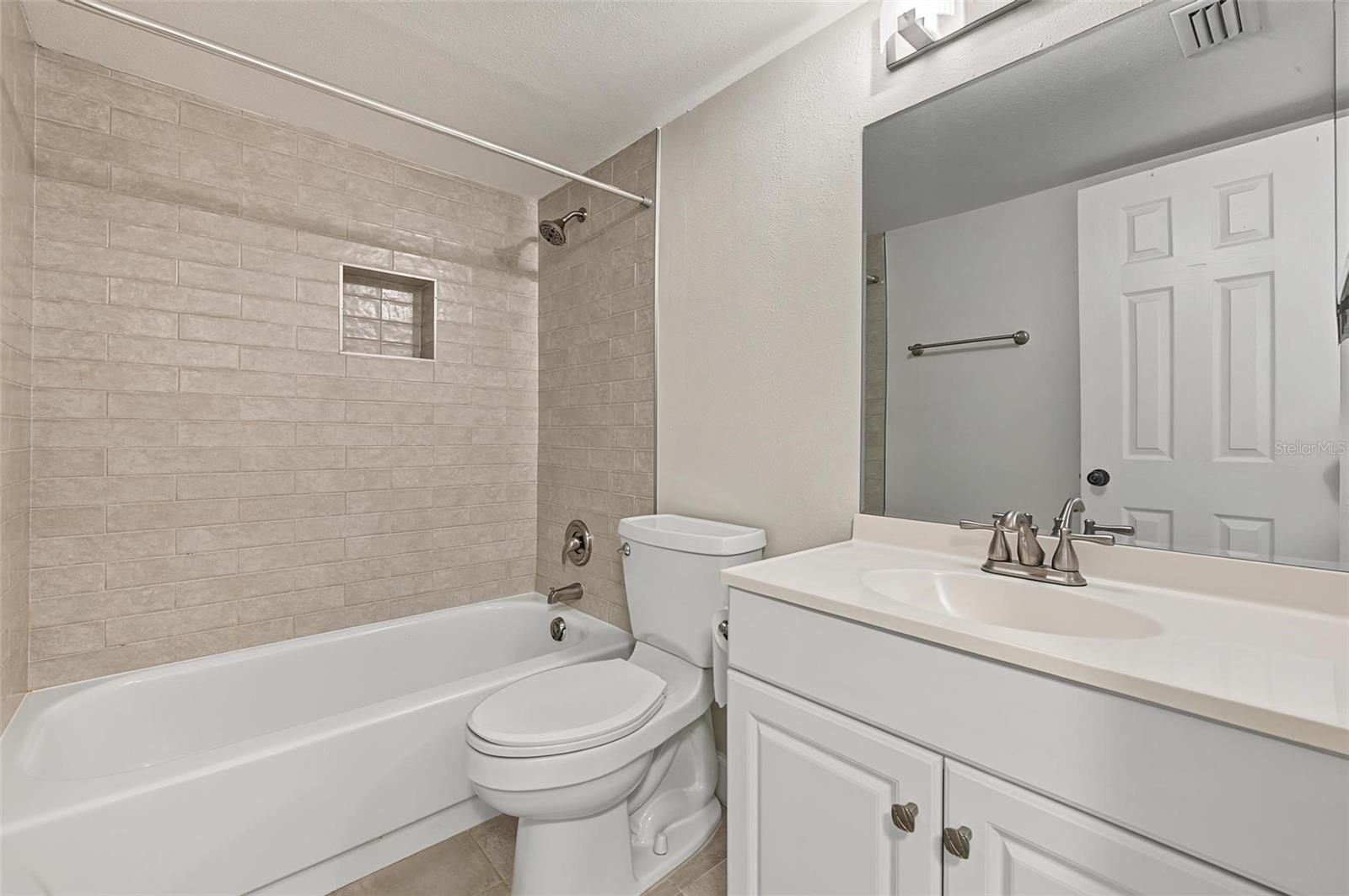 3211 W SWANN AVE #203 — photo 30
