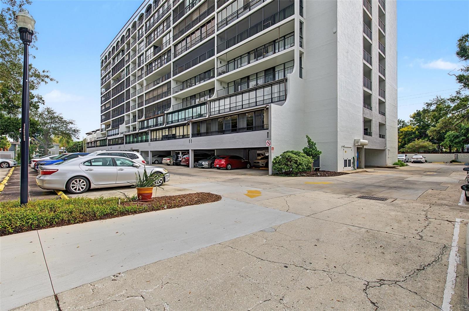 3211 W SWANN AVE #203 — photo 43
