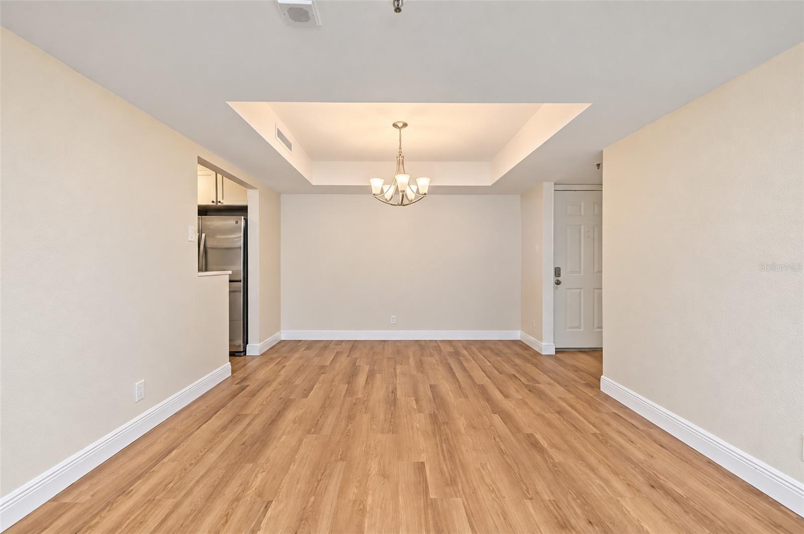 3211 W SWANN AVE #203 — photo 13
