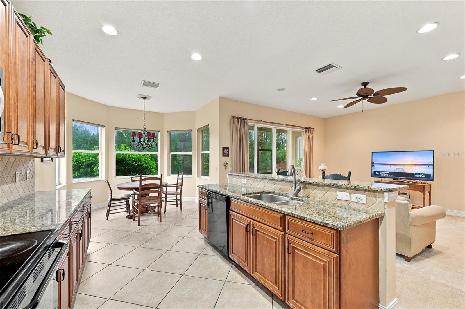 5014 SANDY BROOK CIR — photo 13