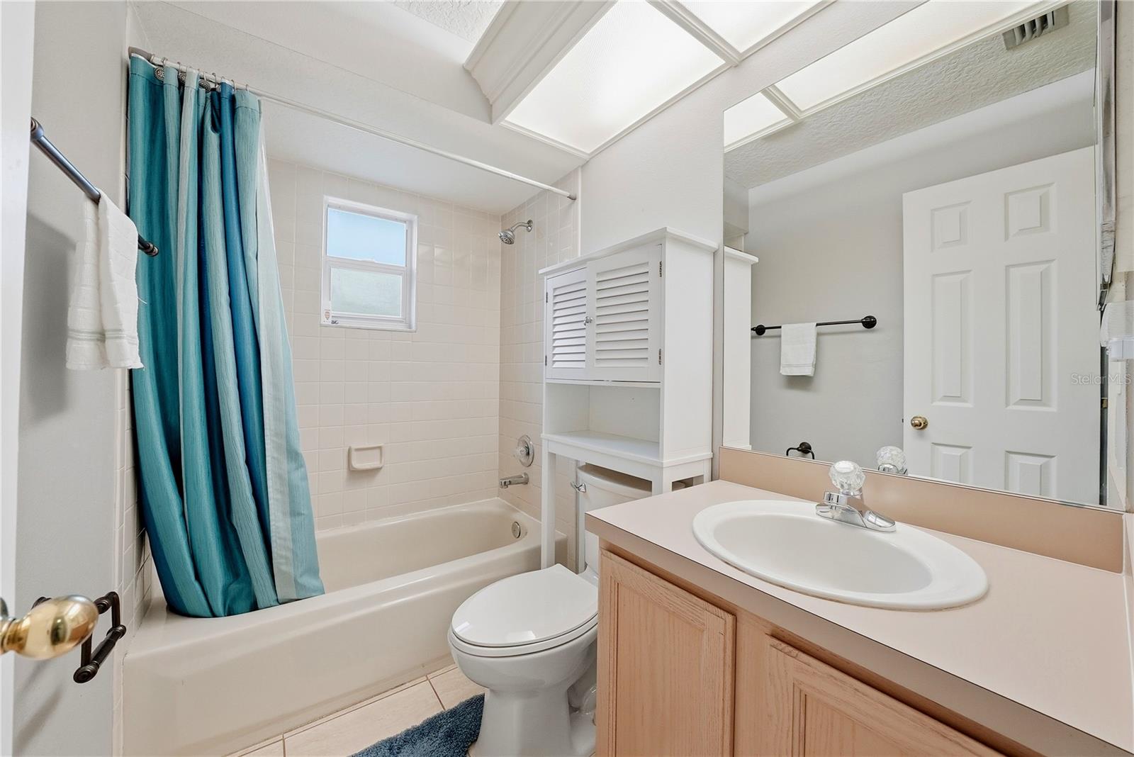 2012 BRIDGEHAMPTON PL — photo 23