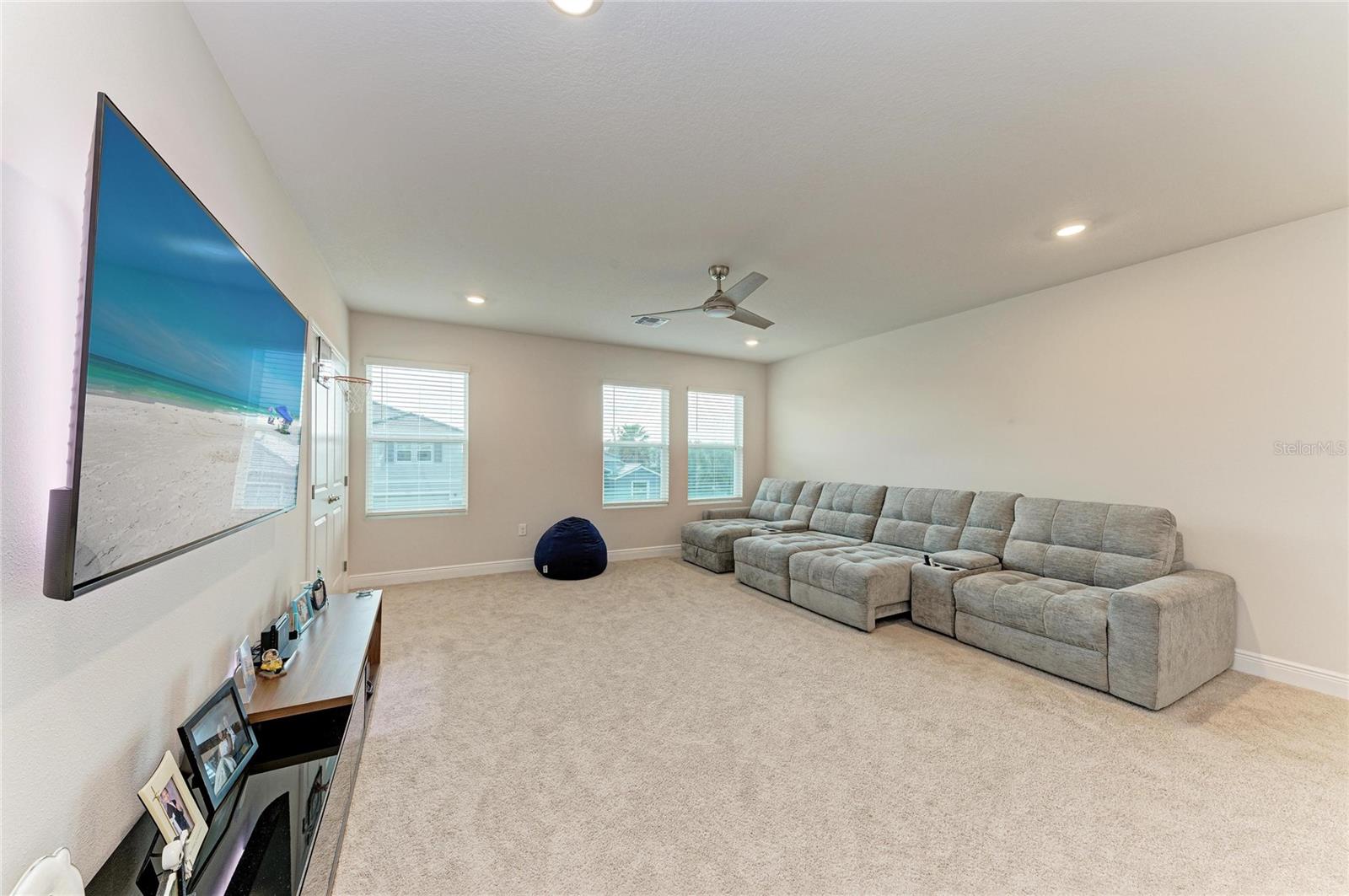 18211 THISTLEBERRY PL — photo 30