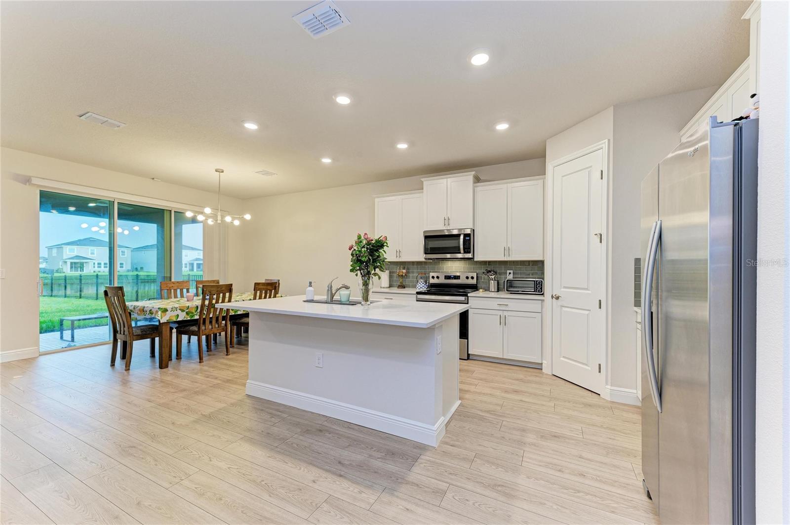 18211 THISTLEBERRY PL — photo 10