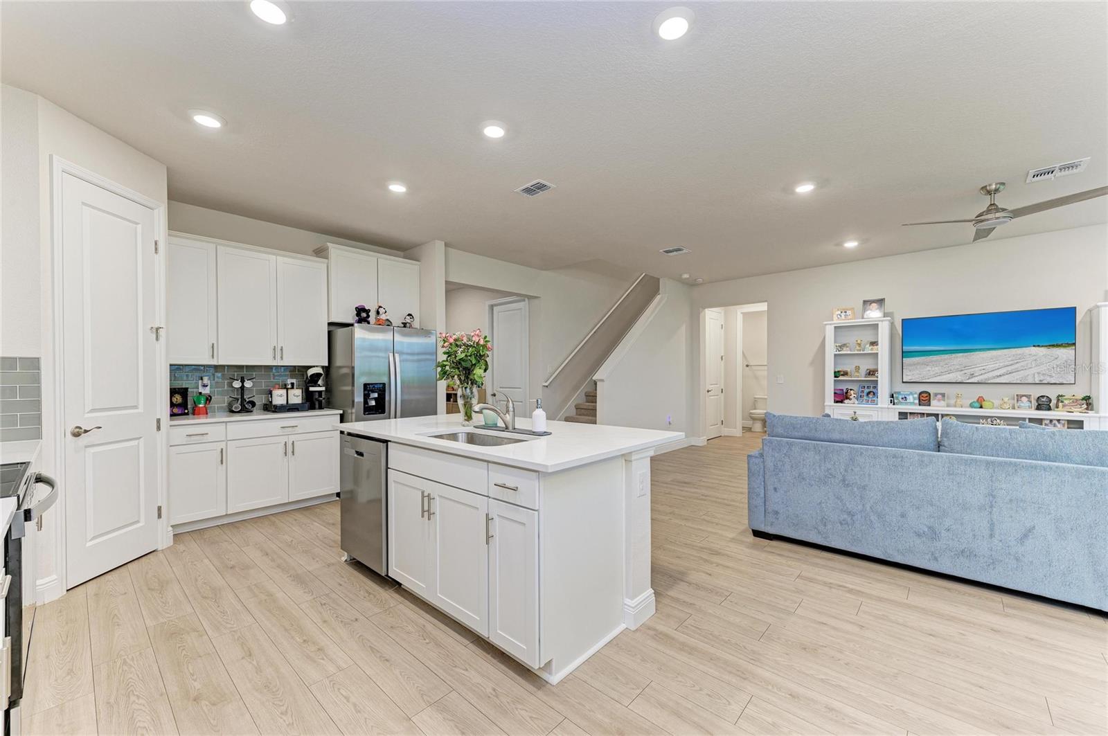 18211 THISTLEBERRY PL — photo 14