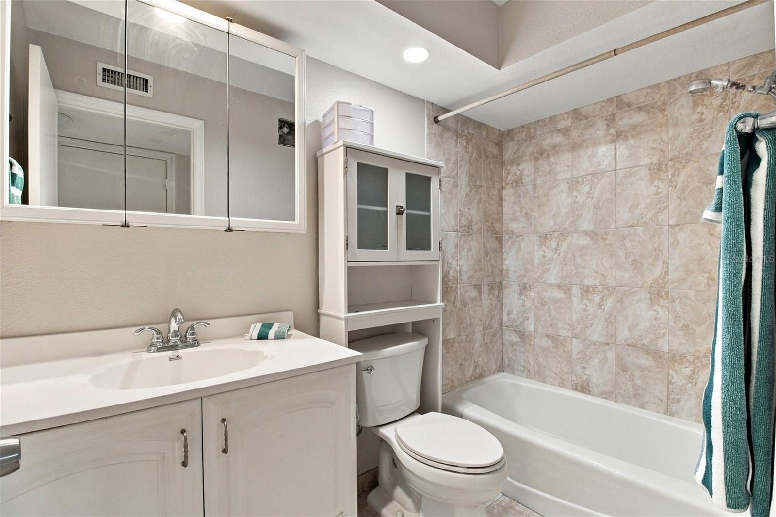 2511 DOLLY BAY DR #104 — photo 31