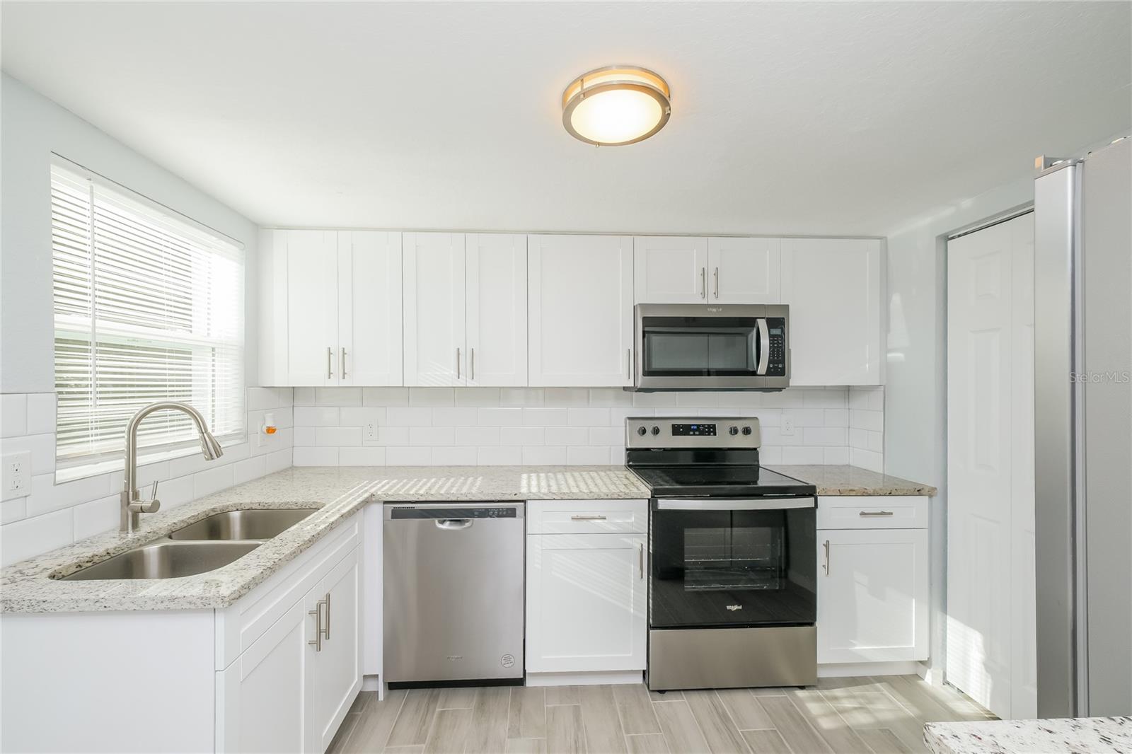 5340 BAROQUE DR — photo 4