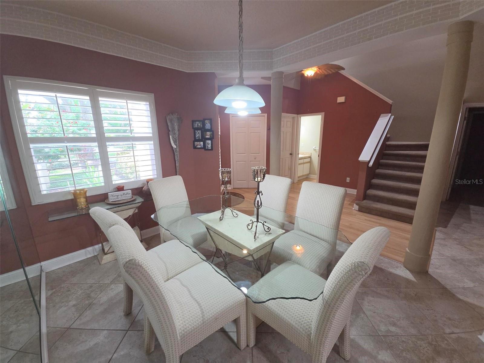 450 DATE PALM CT NE — photo 8
