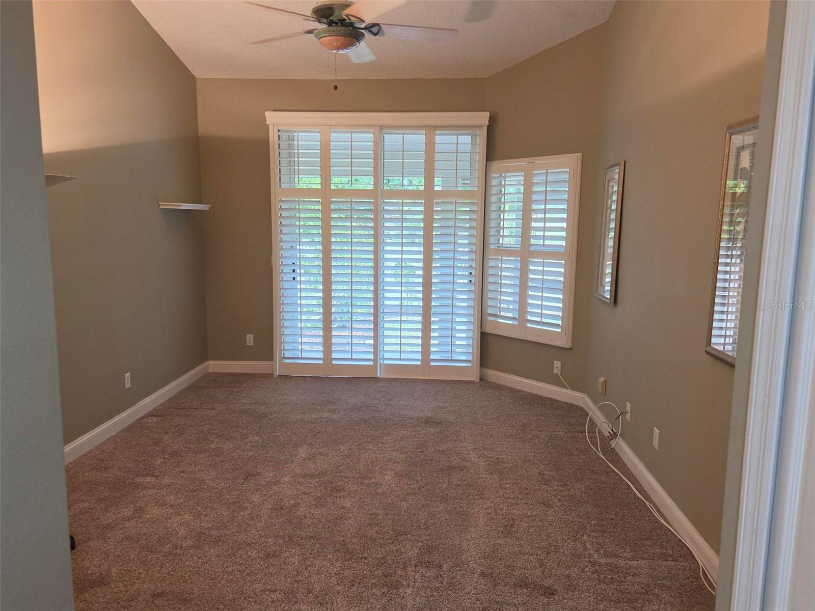 450 DATE PALM CT NE — photo 16