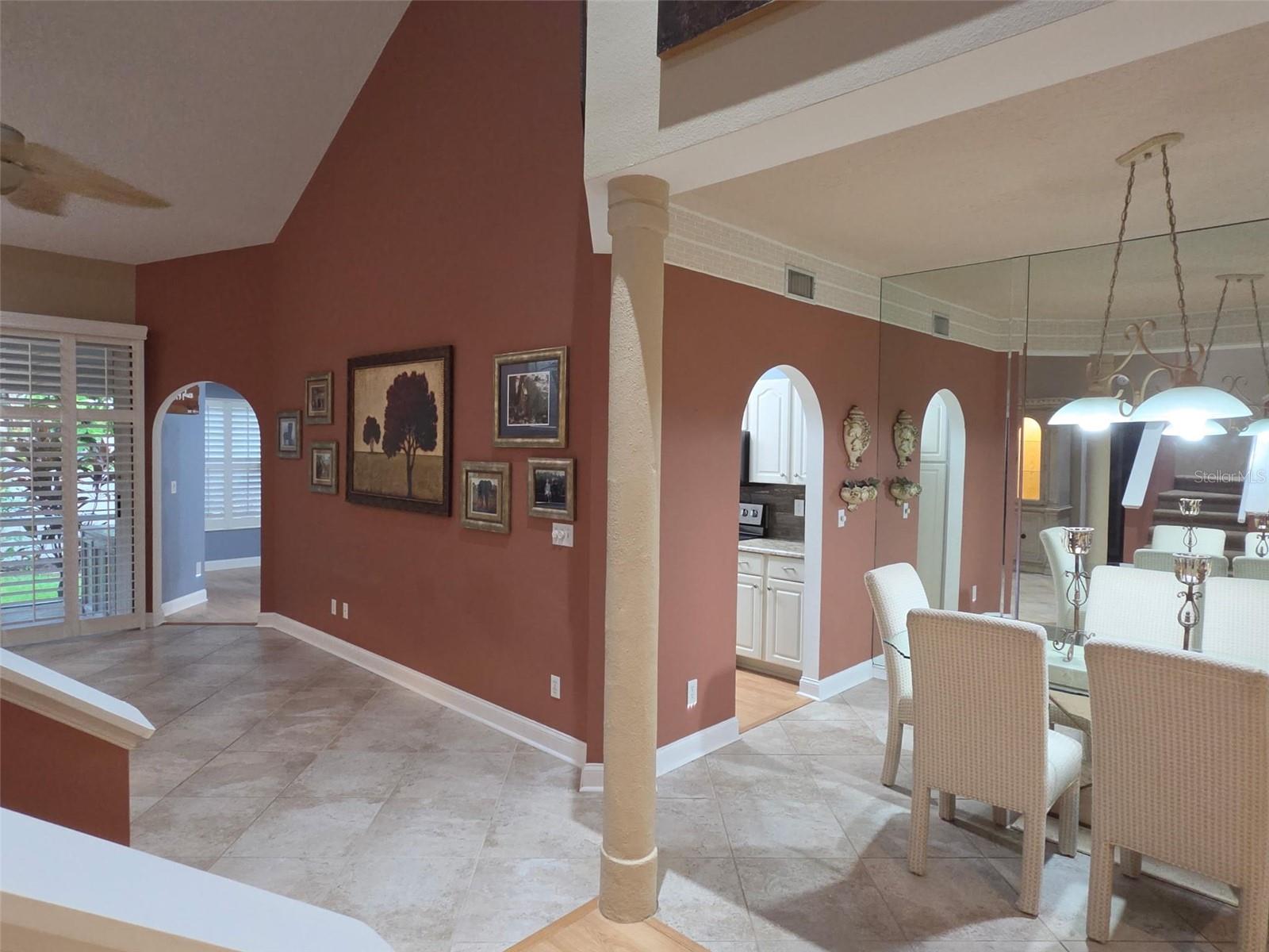 450 DATE PALM CT NE — photo 5