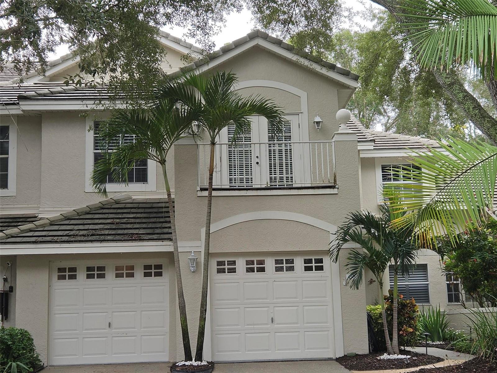450 DATE PALM CT NE — photo 2