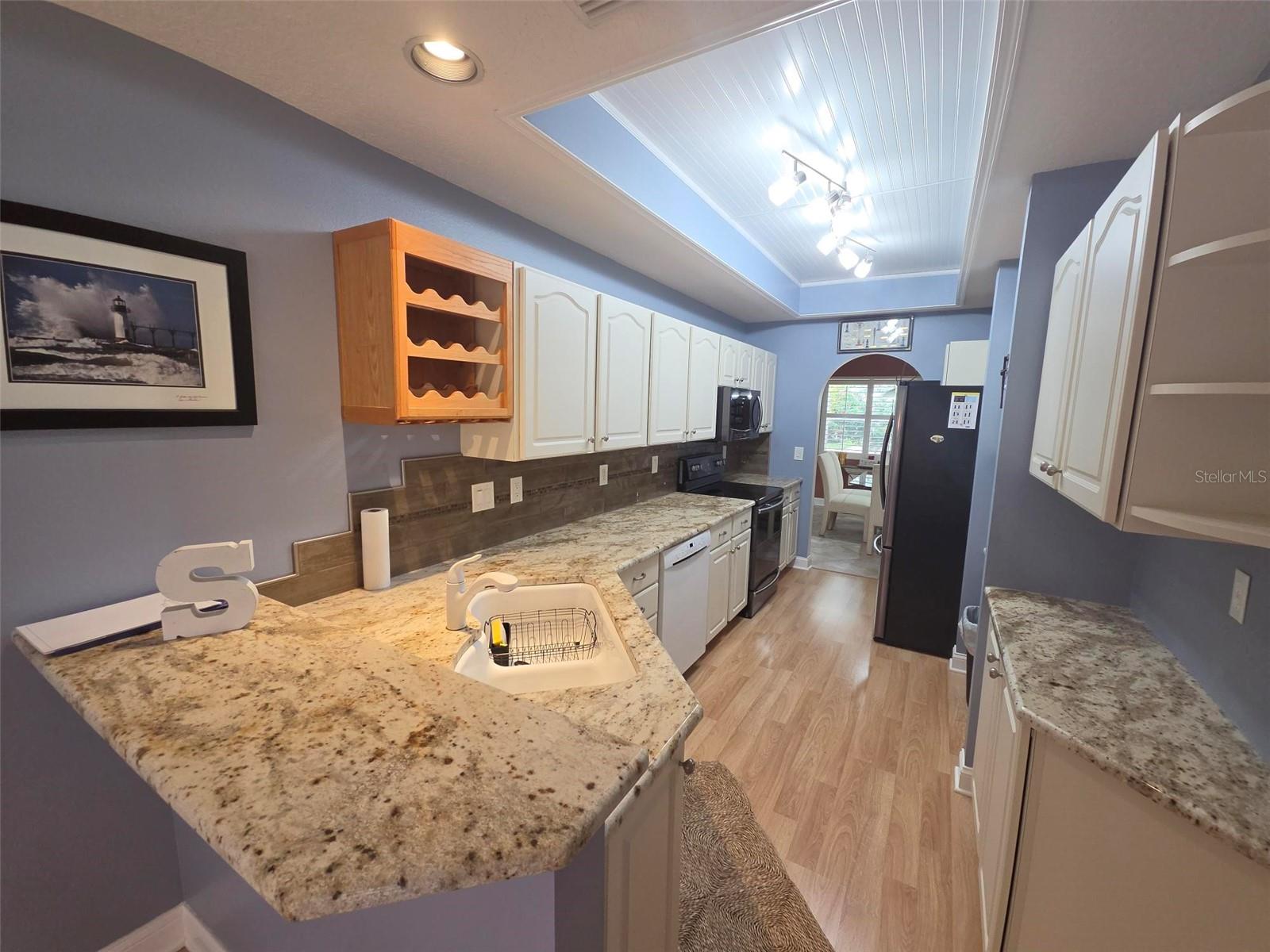 450 DATE PALM CT NE — photo 11
