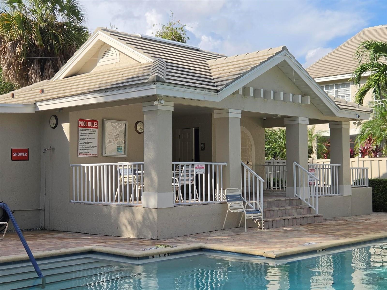 450 DATE PALM CT NE — photo 40
