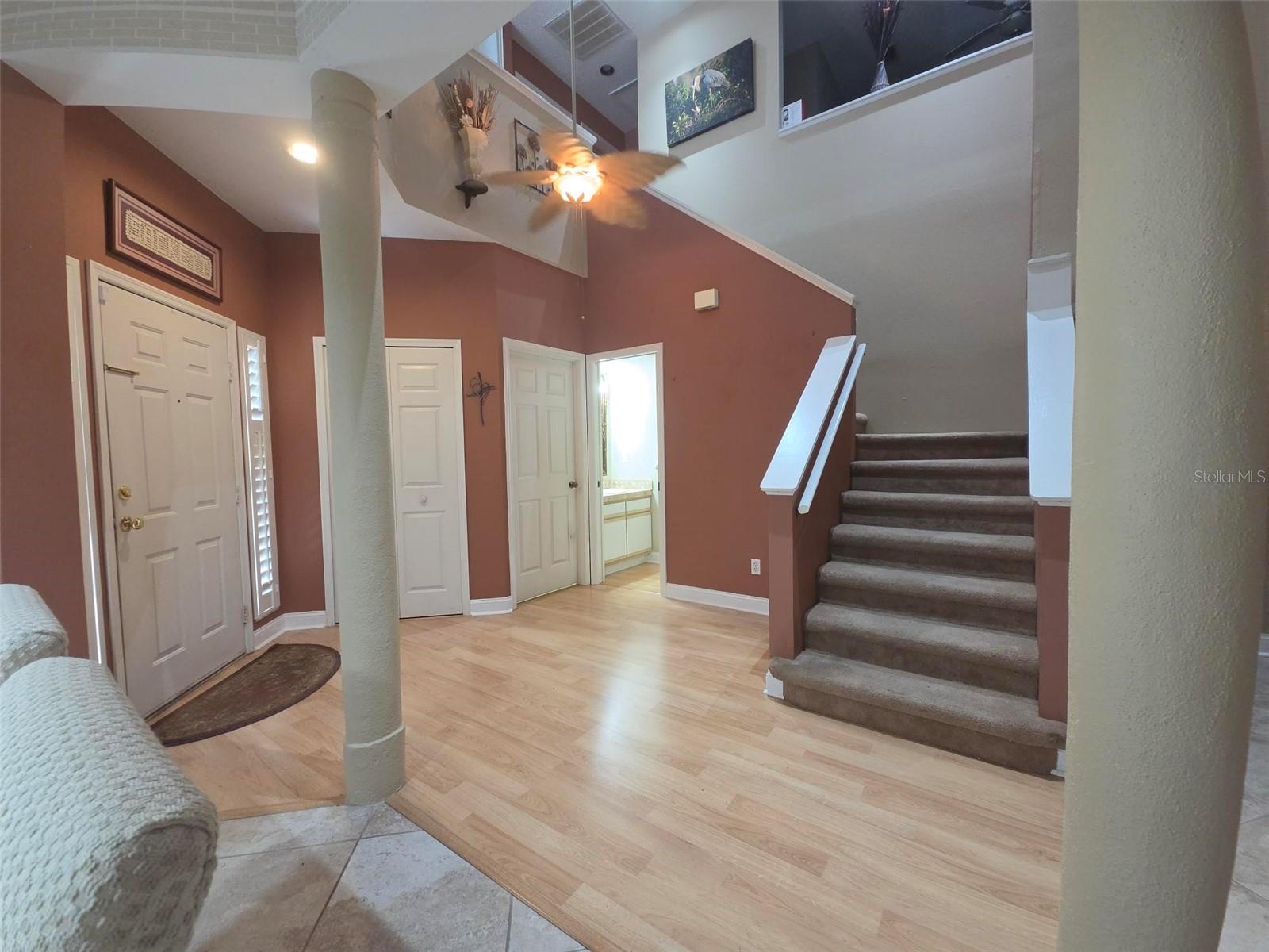 450 DATE PALM CT NE — photo 9
