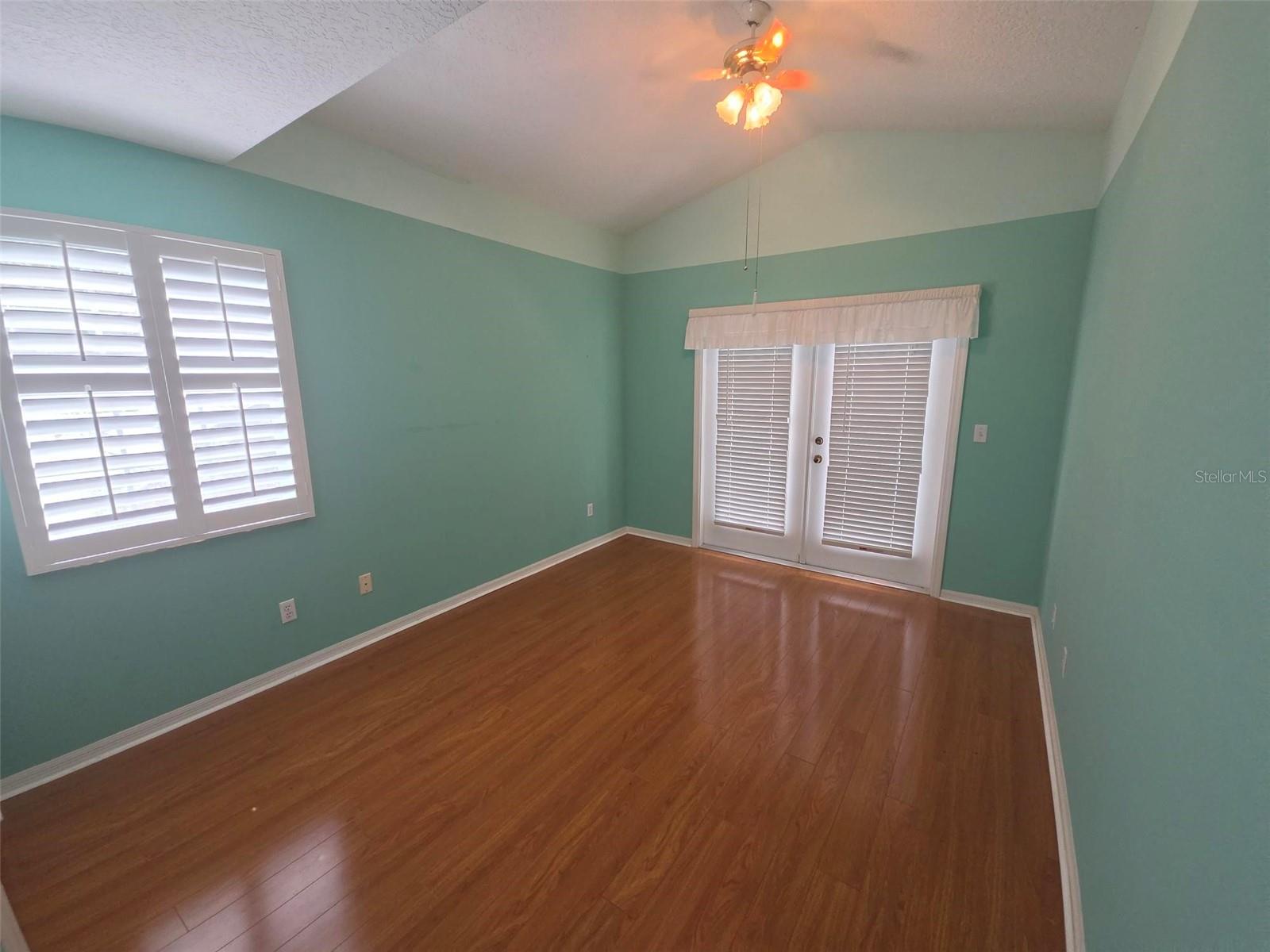 450 DATE PALM CT NE — photo 23