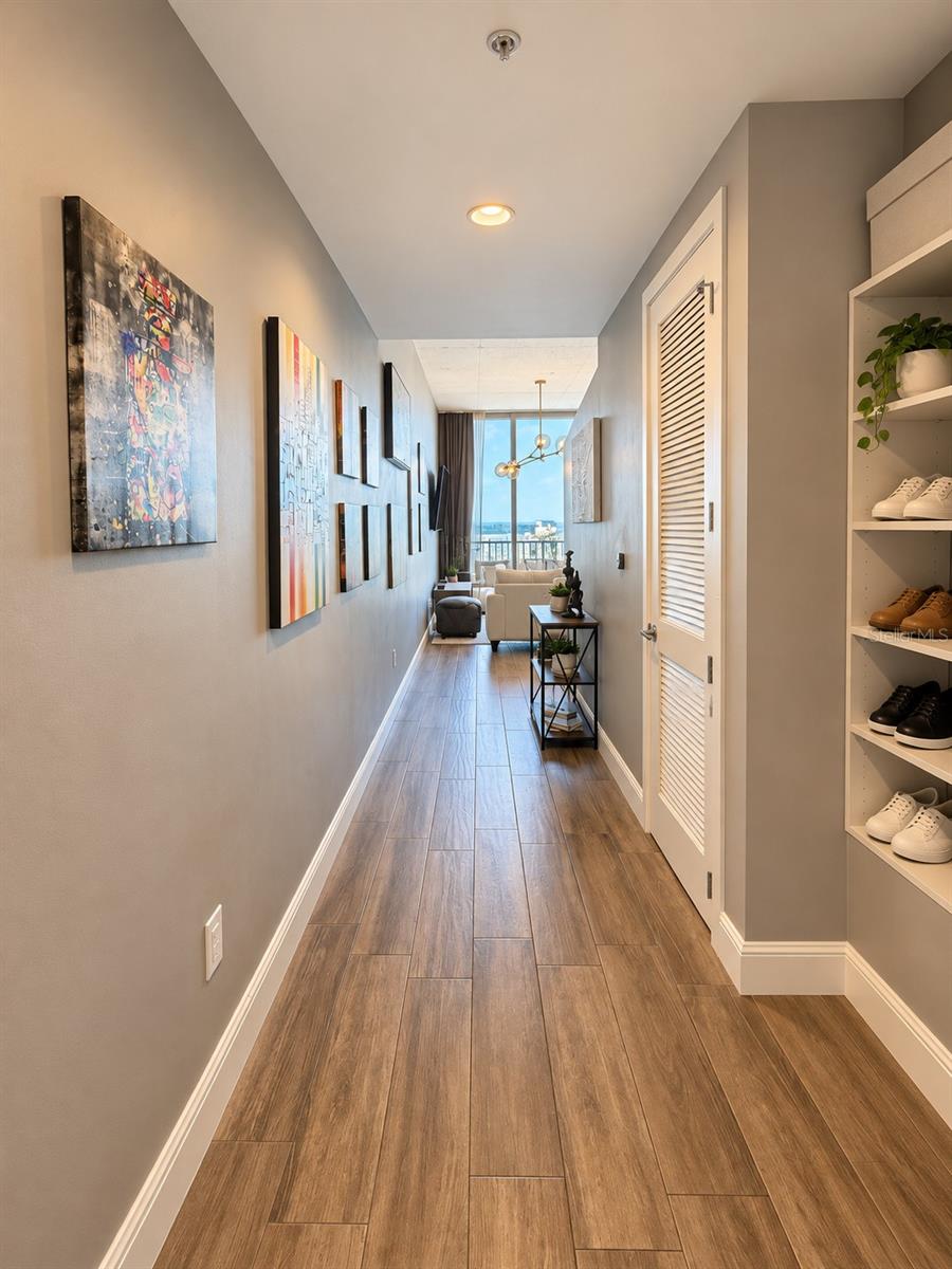 777 N ASHLEY DR #2505 — photo 3