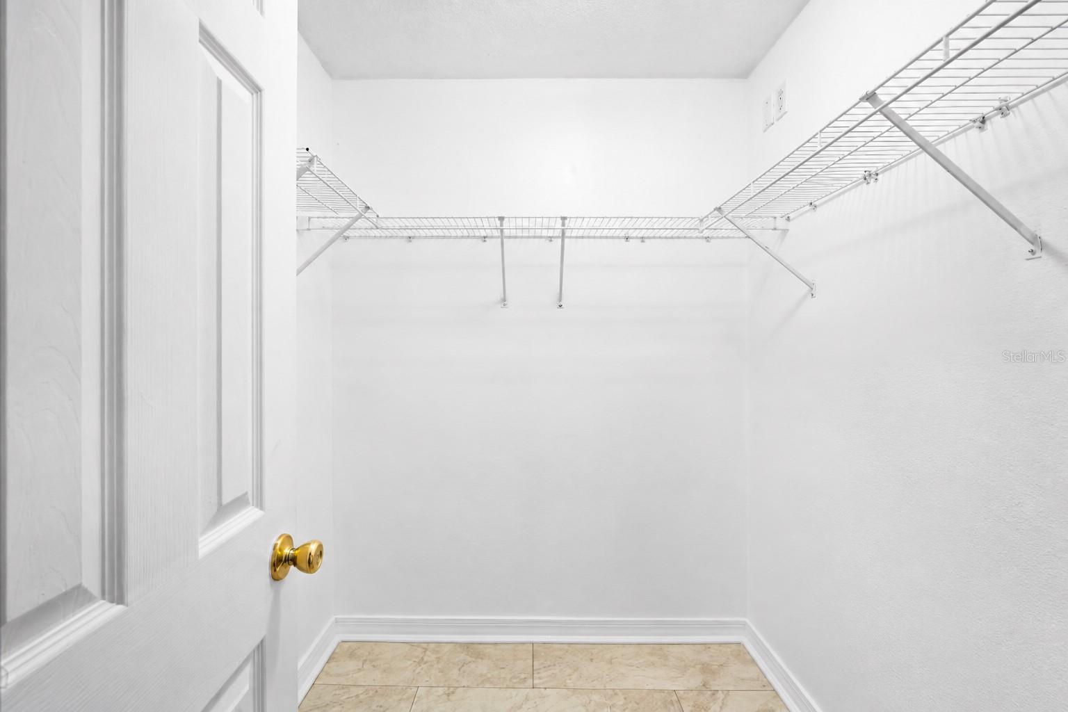 3005 W CHESTNUT ST — photo 20