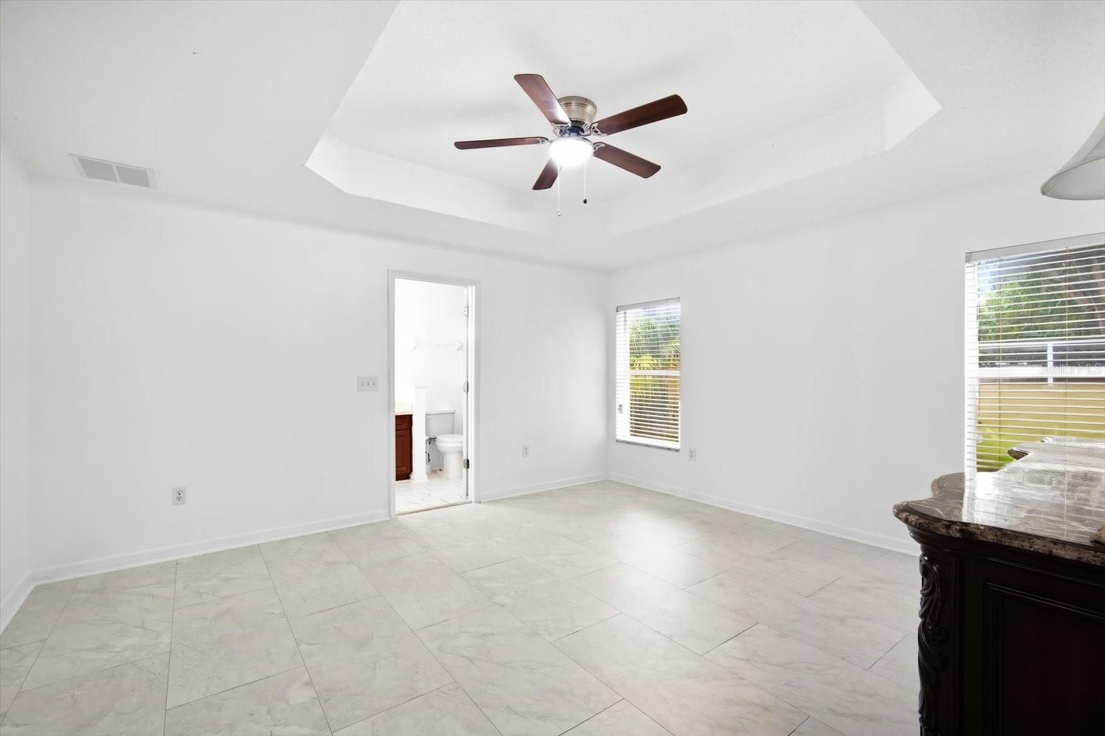 3005 W CHESTNUT ST — photo 16