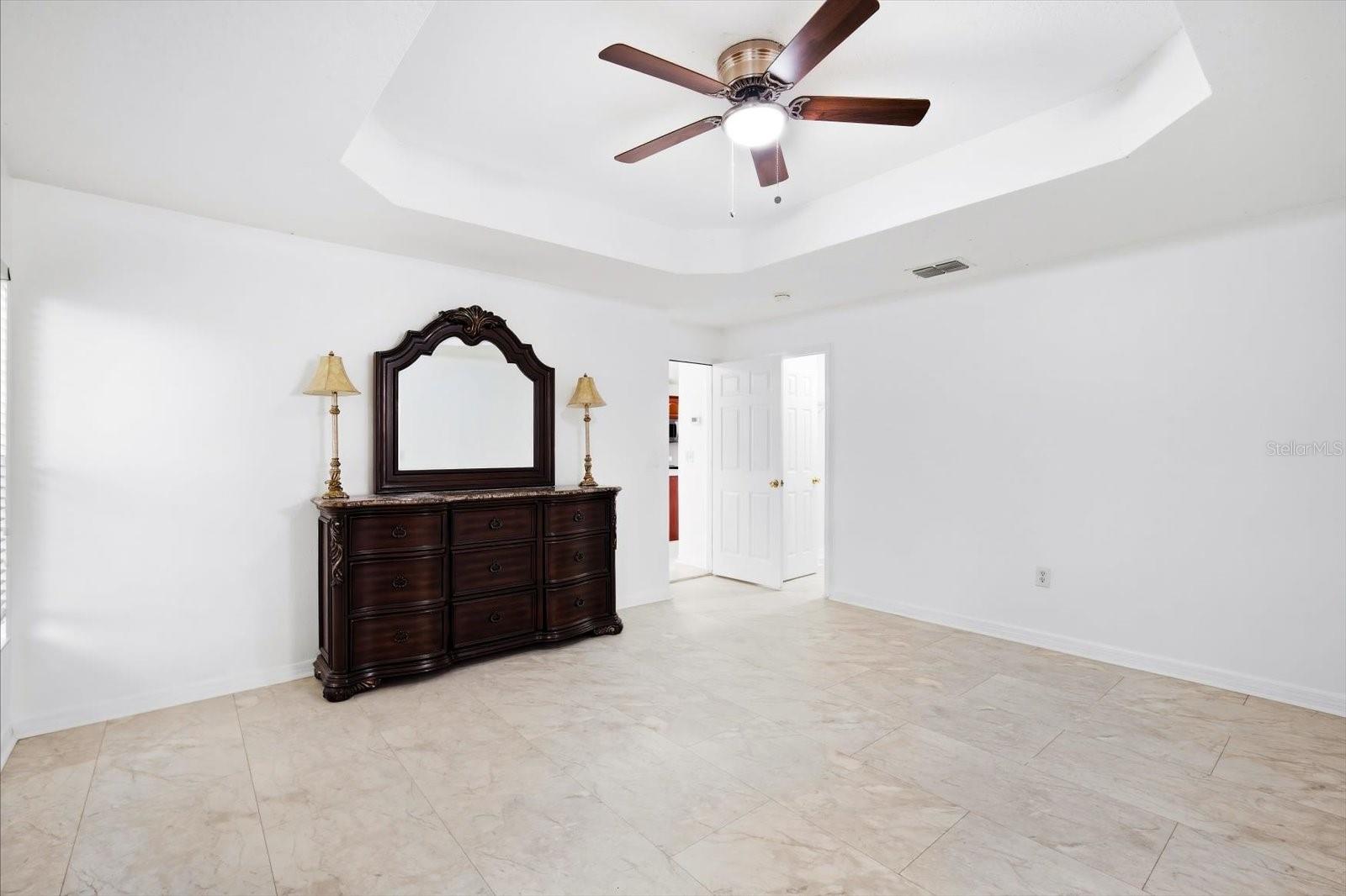 3005 W CHESTNUT ST — photo 17