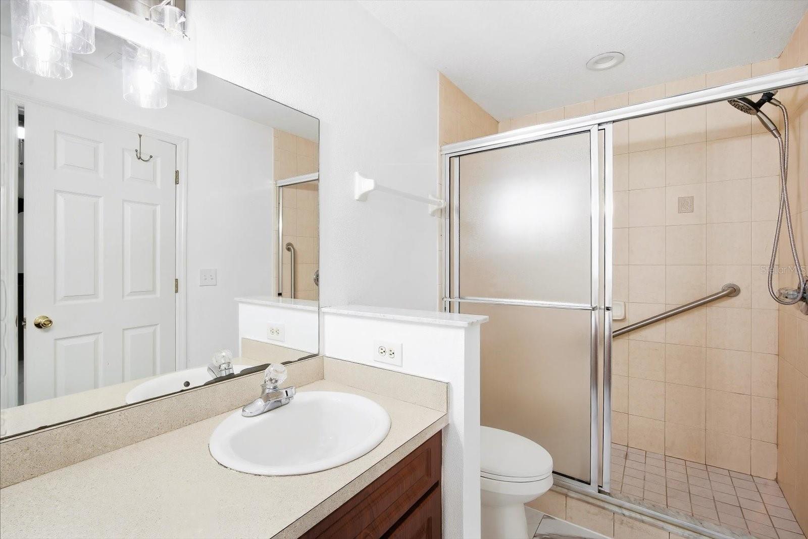 3005 W CHESTNUT ST — photo 18