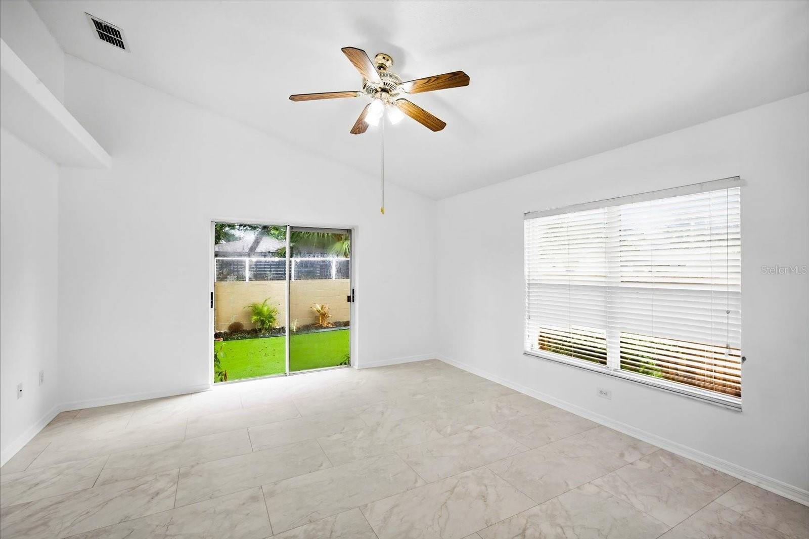 3005 W CHESTNUT ST — photo 15