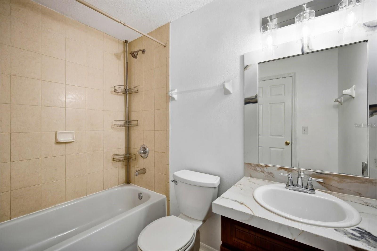 3005 W CHESTNUT ST — photo 22